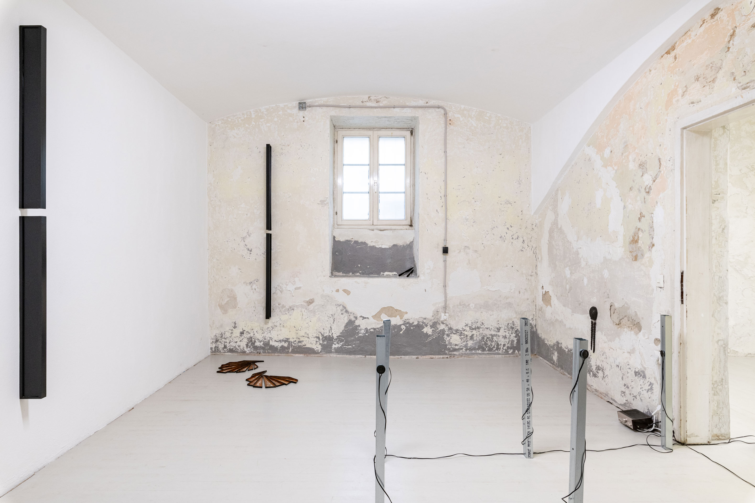 Exhibition view. Anzhelika Palyvoda, Céline Struger, Sofiia Yesakova